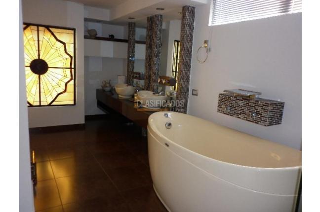 Apartamentos, Venta, Arboleda - $1.500.000.000