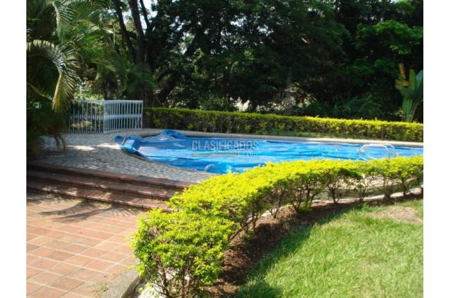 Casas, Venta, Ciudad Jardín - $2.500.000.000