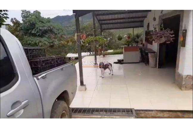 Fincas y Casas Campestres, Venta en La Cumbre