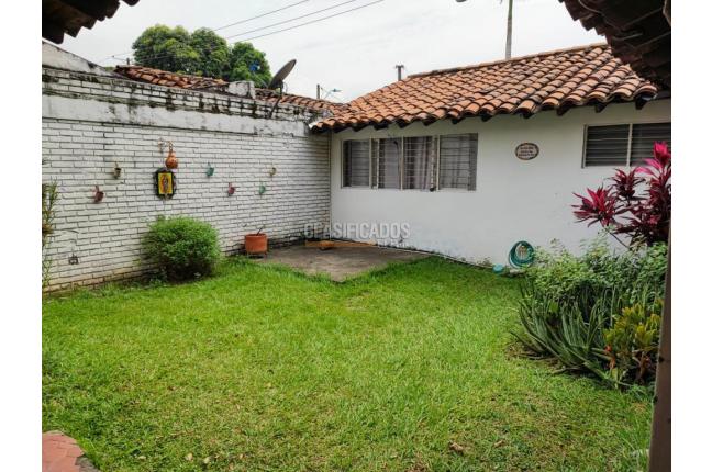 Casas, Venta, Prados del Norte - $780.000.000