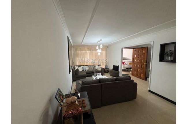 Casas, Venta, Meléndez - $620.000.000