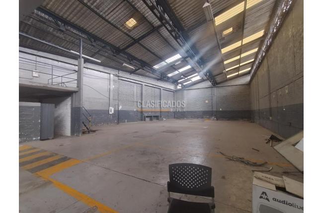 Locales y Bodegas, Alquiler, Industrial - $75.000.000
