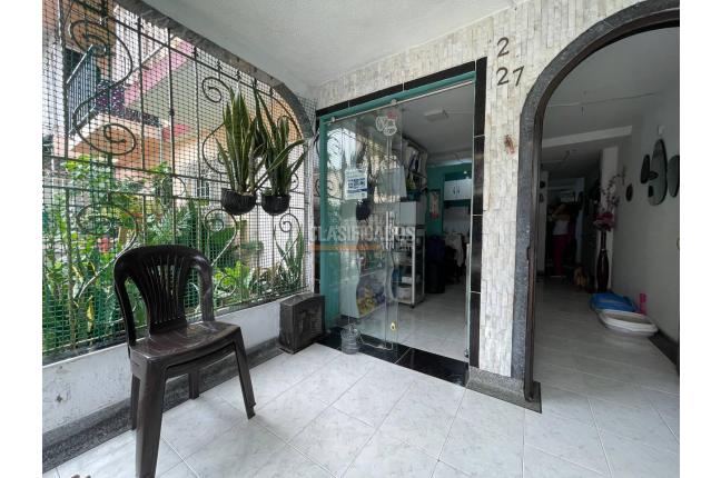 Casas, Venta en Brisas de los Álamos