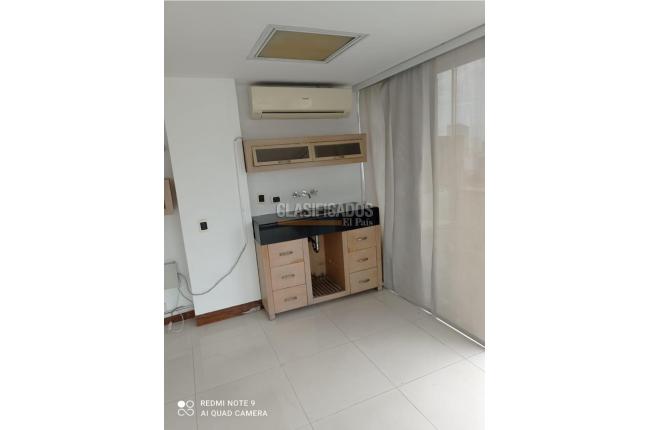 Oficinas y Consultorios, Alquiler, Centenario - $3.956.000