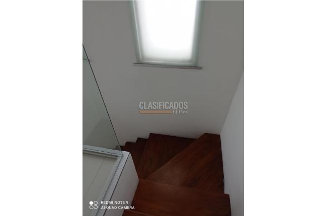 Oficinas y Consultorios, Alquiler, Centenario - $3.956.000