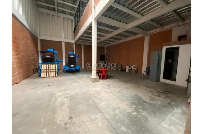 Locales y Bodegas, Venta, Bogotá - $2.400.000.000