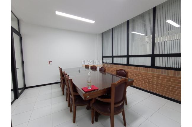 Locales y Bodegas, Venta, Bogotá - $2.400.000.000