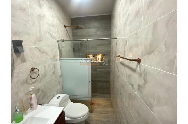 Casas, Venta, Prados del Norte - $1.100.000.000