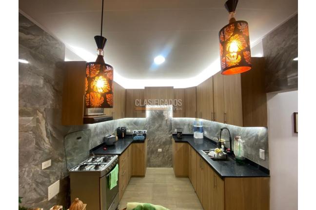 Casas, Venta, Prados del Norte - $1.100.000.000