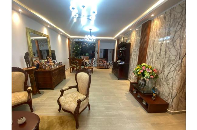 Casas, Venta, Prados del Norte - $1.100.000.000