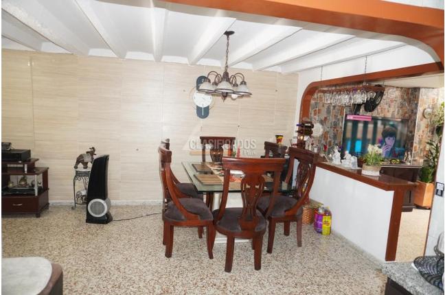 Casas, Venta, La Merced - $690.000.000