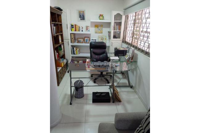 Edificios, Venta, Prados del Norte - $4.000.000.000