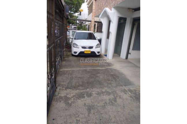 Edificios, Venta, Prados del Norte - $4.000.000.000