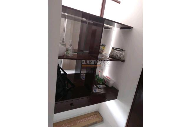 Oficinas y Consultorios, Venta, Santa Isabel - $140.000.000