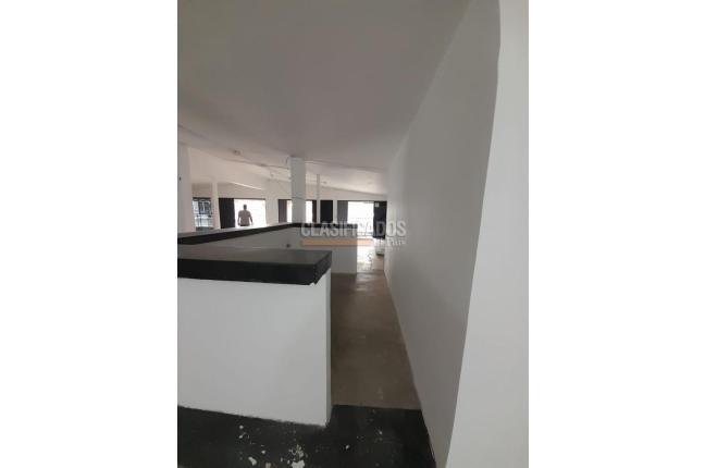 Locales y Bodegas, Alquiler, Bucaramanga - $7.000.000