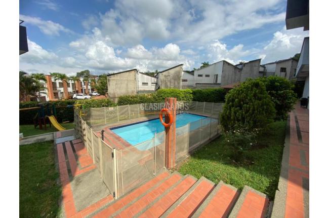 Apartamentos, Venta en Pereira