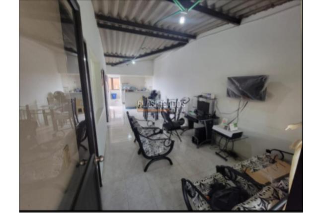 Casas, Venta, El Rodeo - $270.000.000