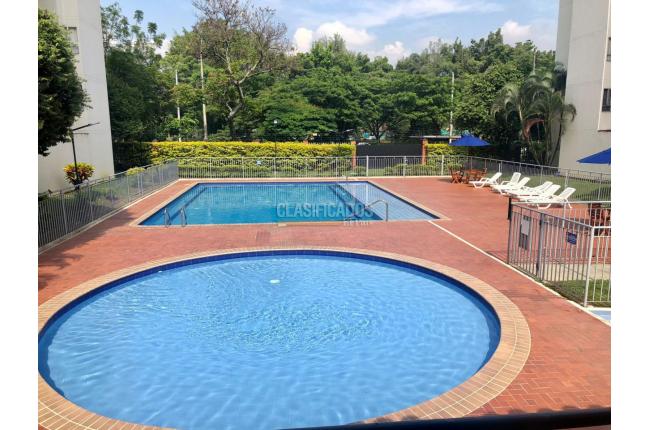 Apartamentos, Venta en Valle del Lili