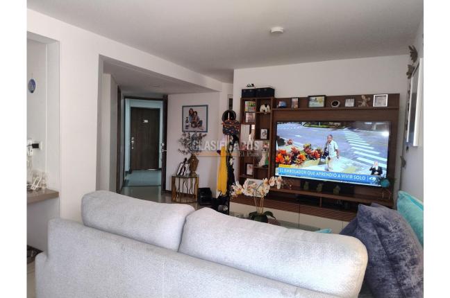 Apartaestudios, Venta en La Flora