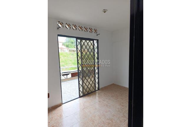 Casas, Venta, Floralia - $340.000.000