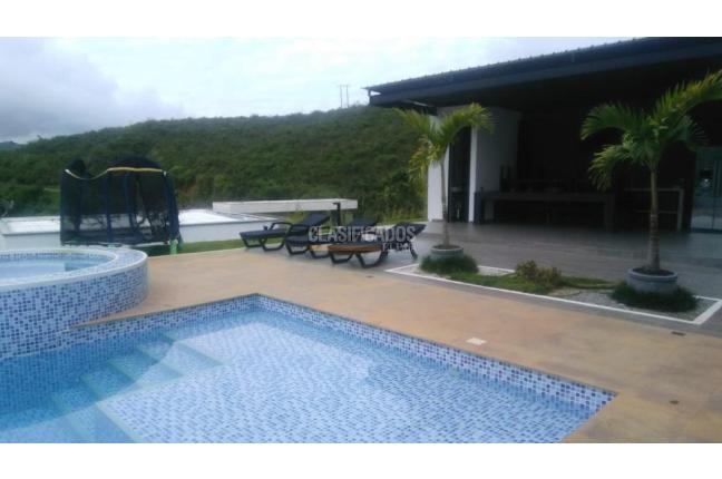 Fincas y Casas Campestres, Venta, Calima (Darién) - $3.000.000.000