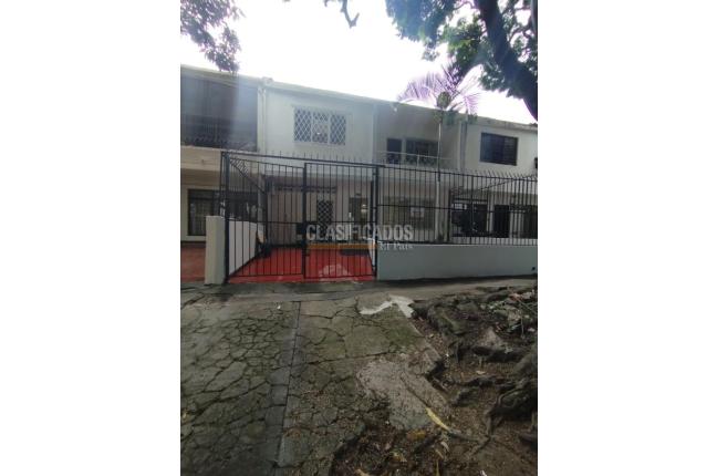 Casas, Alquiler, San Vicente - $3.500.000