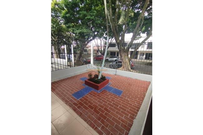 Casas, Alquiler, San Vicente - $3.500.000