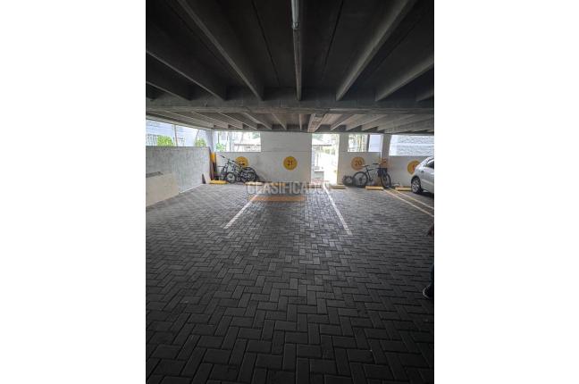 Apartamentos, Venta, El Refugio - $240.000.000