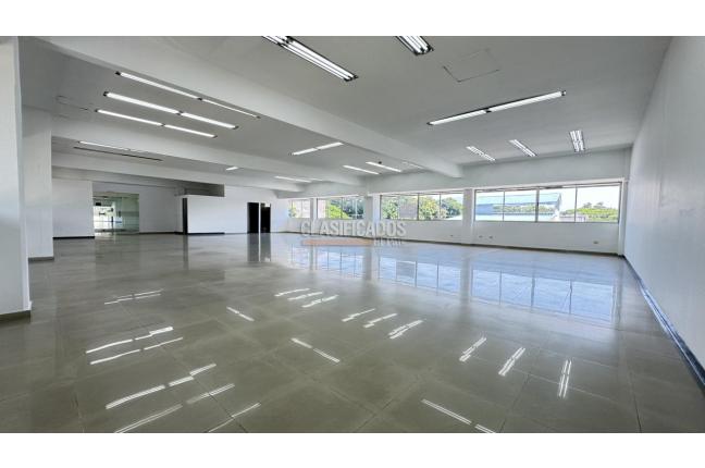 Oficinas y Consultorios, Alquiler, Ciudad Capri - $15.000.000