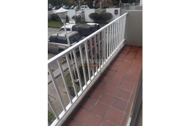 Apartamentos, Venta en Valle del Lili