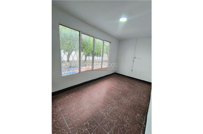 Locales y Bodegas, Alquiler, Alameda - $2.500.000