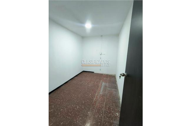 Locales y Bodegas, Alquiler, Alameda - $2.500.000