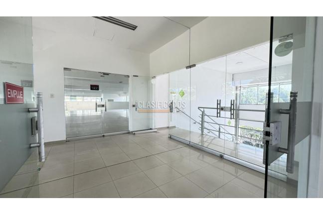 Oficinas y Consultorios, Alquiler, Capri - $6.830.000