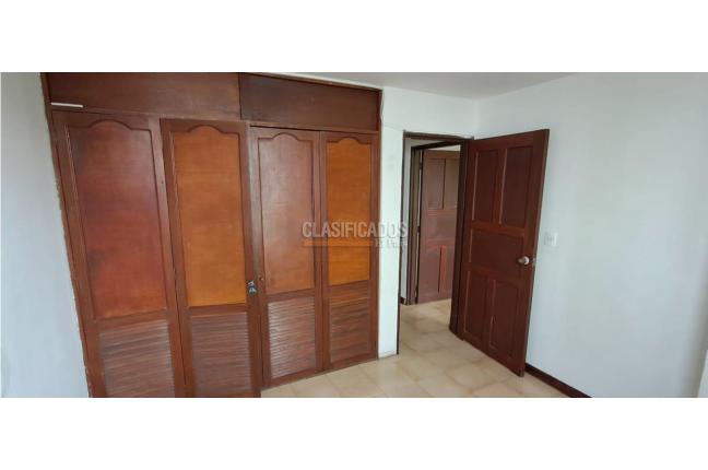 Casas, Venta, Primero de Mayo - $350.000.000