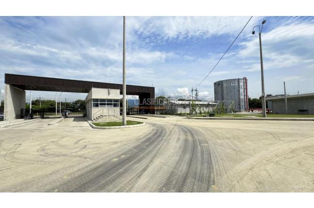 Locales y Bodegas, Alquiler, Buga - $195.500.000