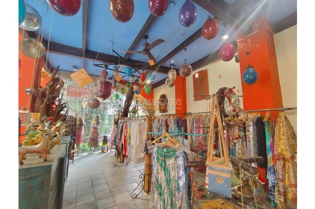 Casas, Venta, Centenario - $1.700.000.000