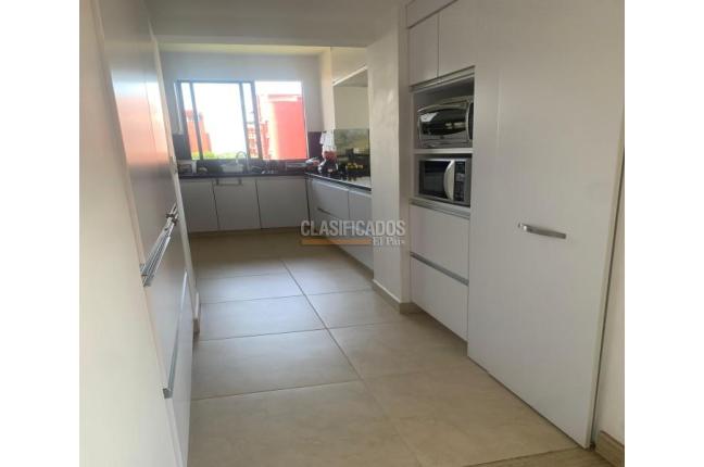 Apartamentos, Venta en Ciudad Jardín