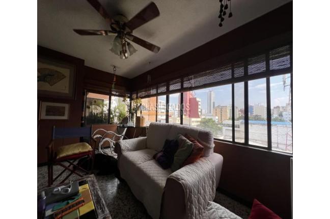 Apartamentos, Venta, Versalles - $350.000.000