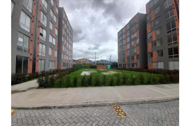 Apartamentos, Alquiler en Chía