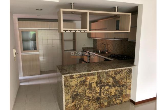 Apartamentos, Venta en Ciudad Jardín