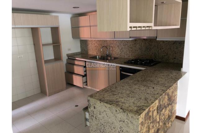 Apartamentos, Venta en Ciudad Jardín