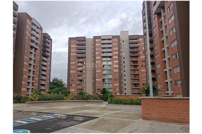 Apartamentos, Venta en Pereira
