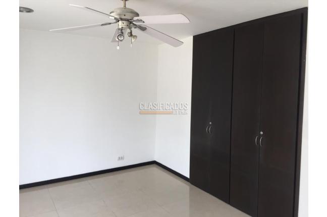 Apartamentos, Alquiler, Versalles - $2.500.000