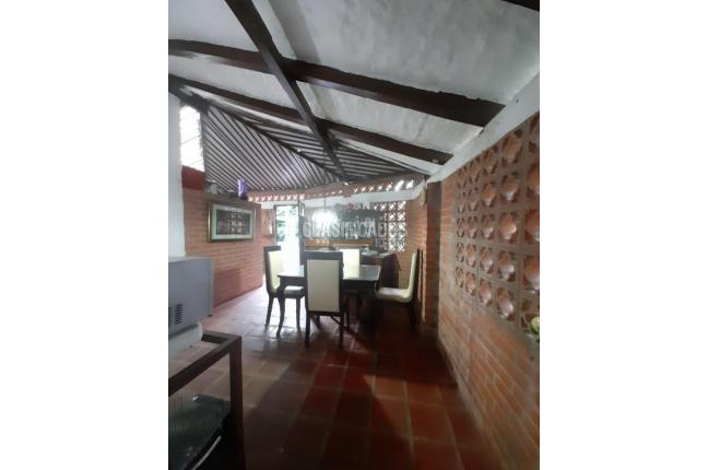 Casas, Venta, La Buitrera - $899.000.000