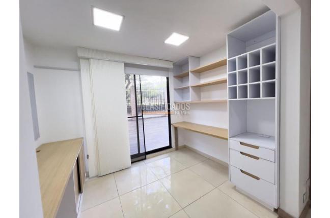 Apartamentos, Venta en La Flora
