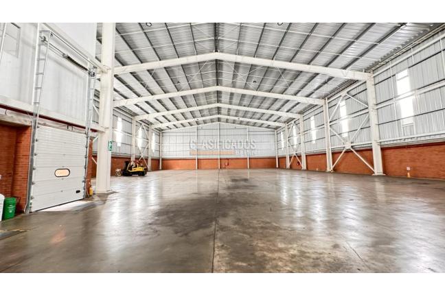 Locales y Bodegas, Alquiler en Acopi