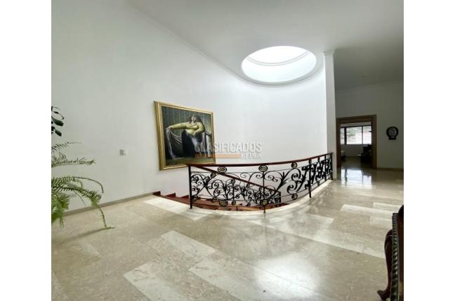 Apartamentos, Venta, Santa Rita - $2.200.000.000