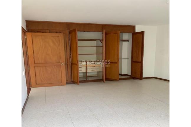 Casas, Venta, Ciudad Jardín - $950.000.000