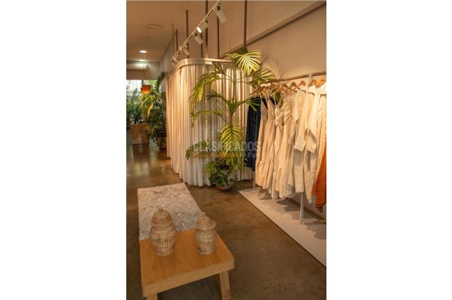 Locales y Bodegas, Alquiler, Ciudad Jardín - $8.545.000