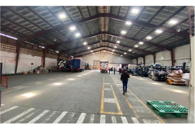 Locales y Bodegas, Venta, Las Delicias - $3.900.000.000